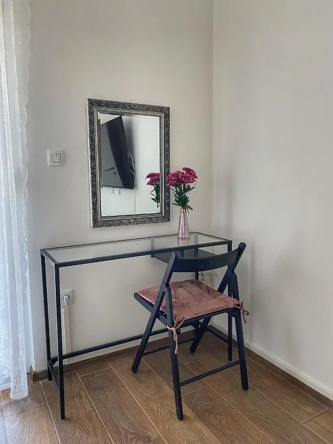 Apartments Jozephine Pula 0*,