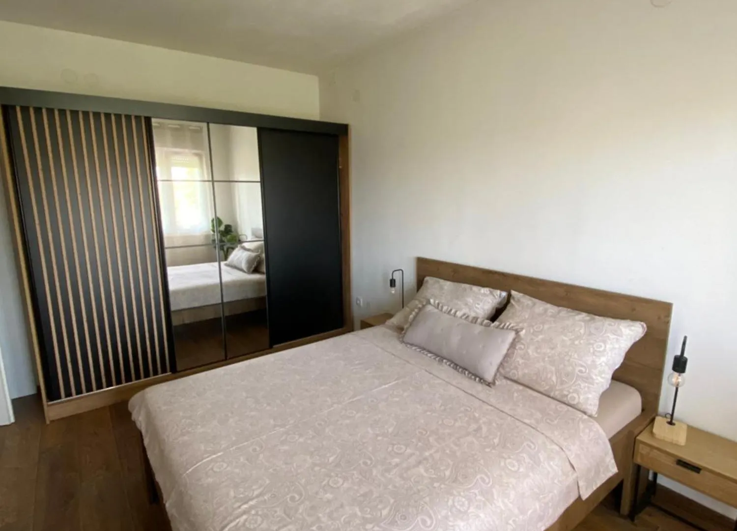 Apartments Jozephine Pula 0*,